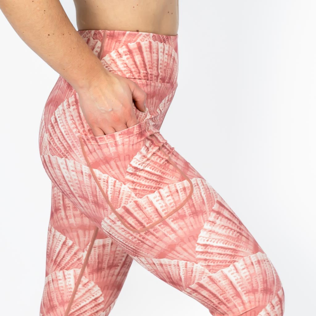 Scallop Leggings