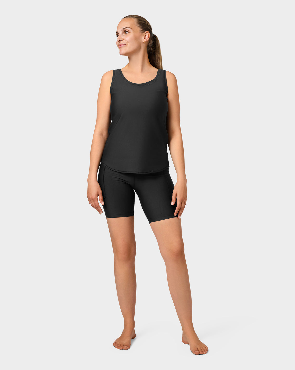 Model 5'6" | Size S