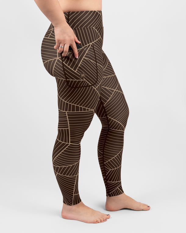 Model 5'9" | Size M