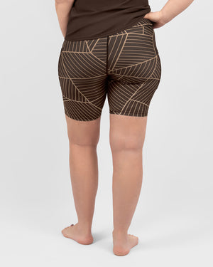 Model 5'9" | Size M