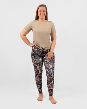 Model 5'9" | Size M