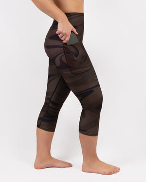 Signature Chestnut Capri