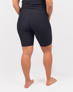 Model 5'4" | Size S
