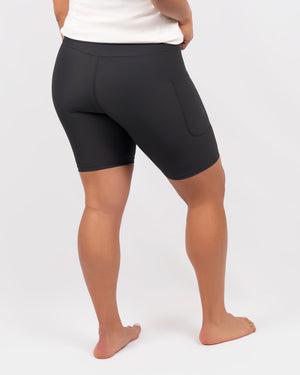 Model 5'4" | Size S