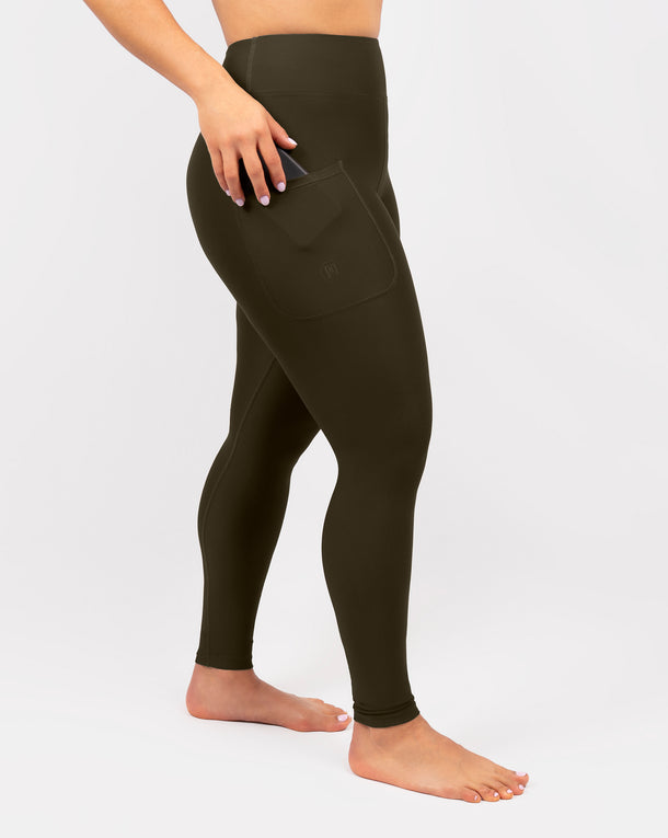 Model 5'4" | Size S