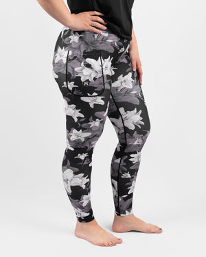 Model 5'9" | Size M