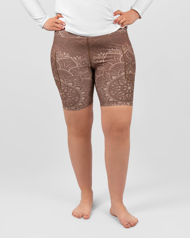 Model 5'9" | Size M