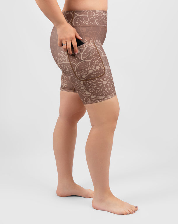 Model 5'9" | Size M