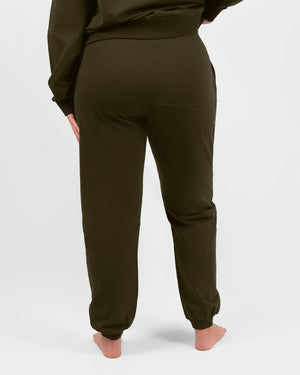 Model 5'5" | Size M
