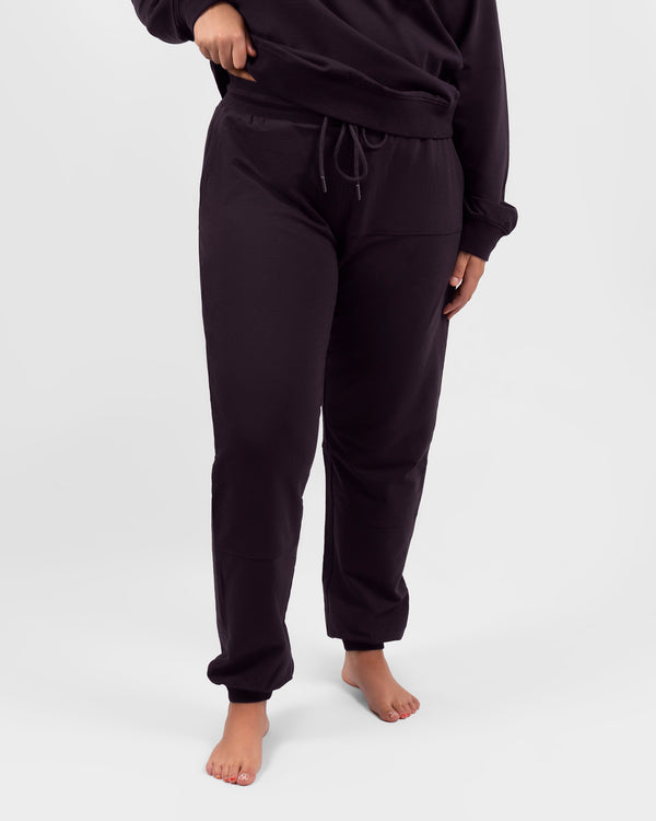 Model 5'5" | Size M