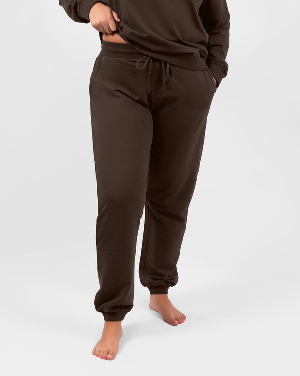 Model 5'5" | Size M