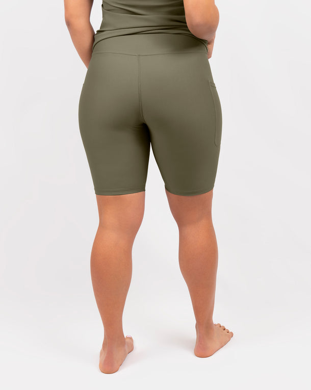Model 5'4" | Size S