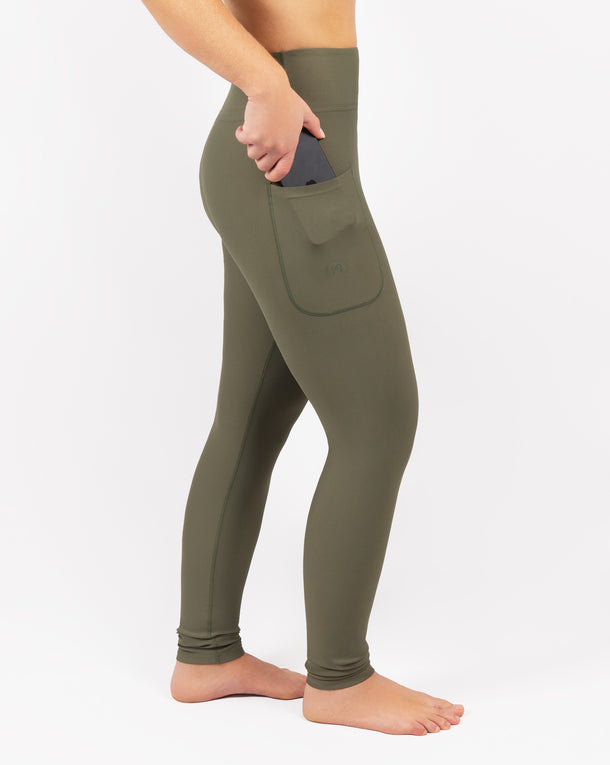 Model 5'1" | Size S