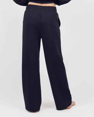 Model 5'9" | Size XS