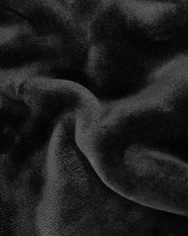 Faye Black Blanket