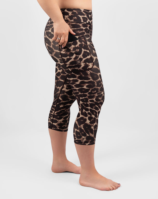 Model 5'9" | Size M