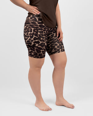 Model 5'9" | Size M