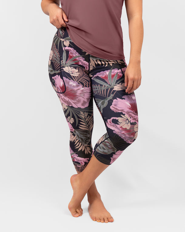 Model 5'4" | Size S