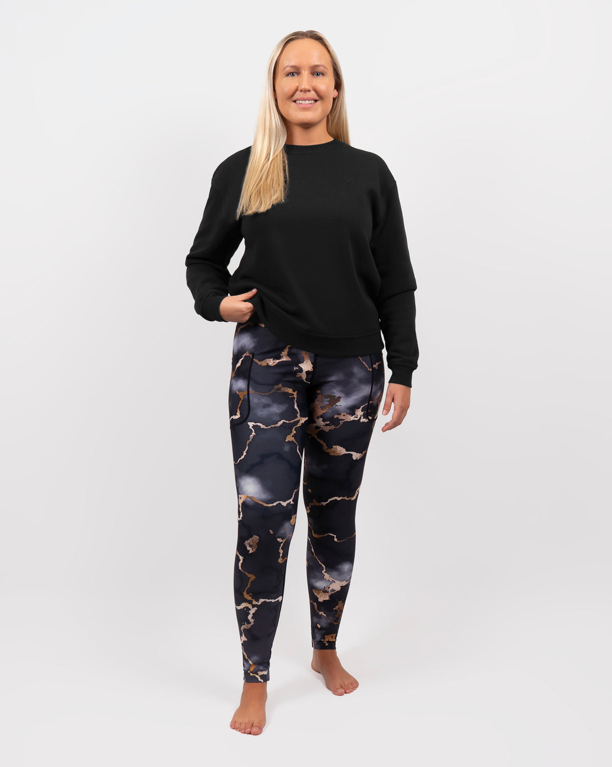 Model 5'5" | Size M