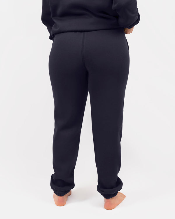 Model 5'4" | Size S
