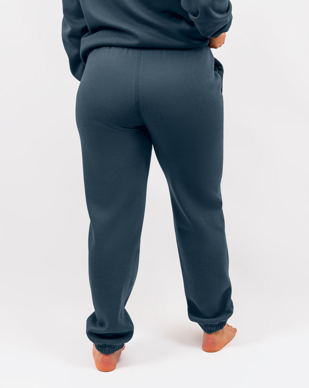 Model 5'4" | Size S