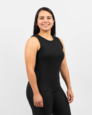 Model 5'4" | Size S