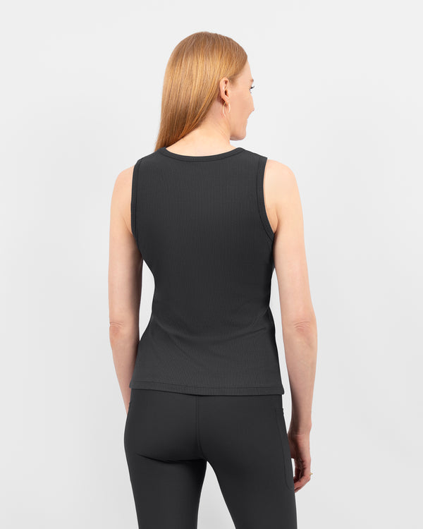 Model 5'9" | Size XS