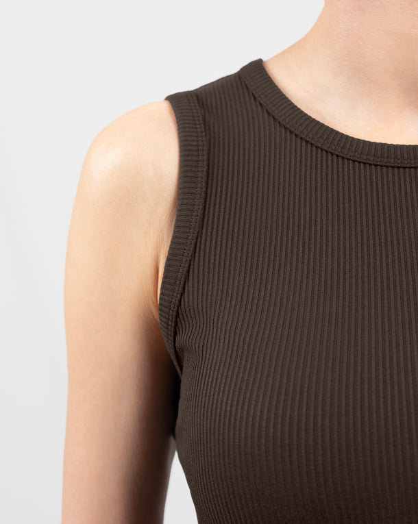 Model 5'9" | Size XS