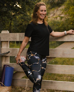 Vigga Fitted Black T-Shirt