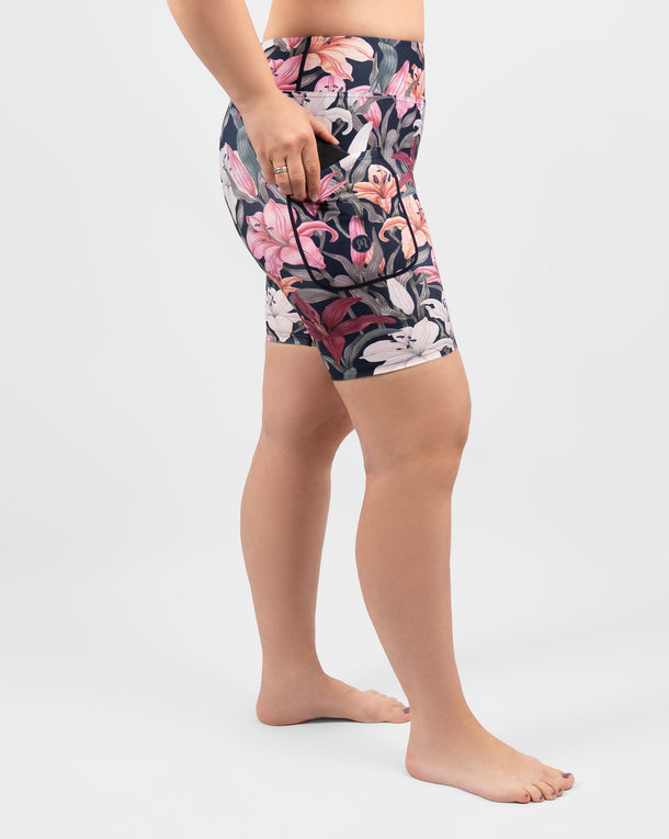 Model 5'9" | Size M