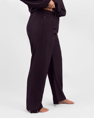 Model 5'5" | Size M