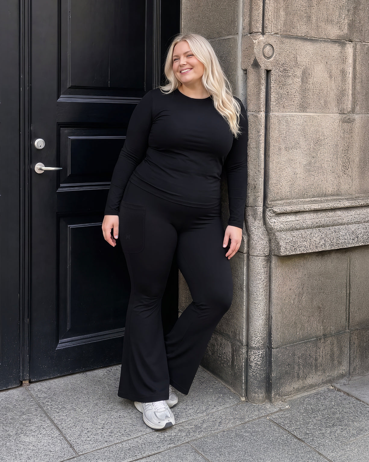 Model 5'4" | Size XL