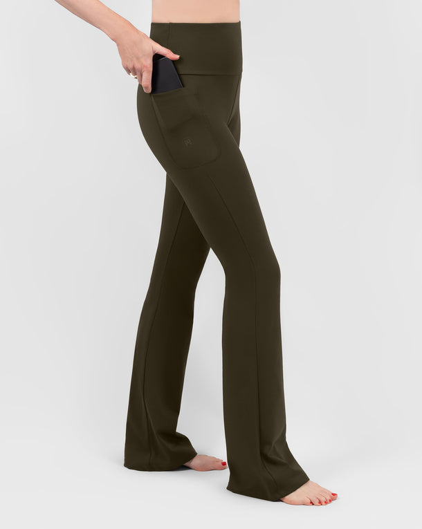 Model 5'9" | Size XS