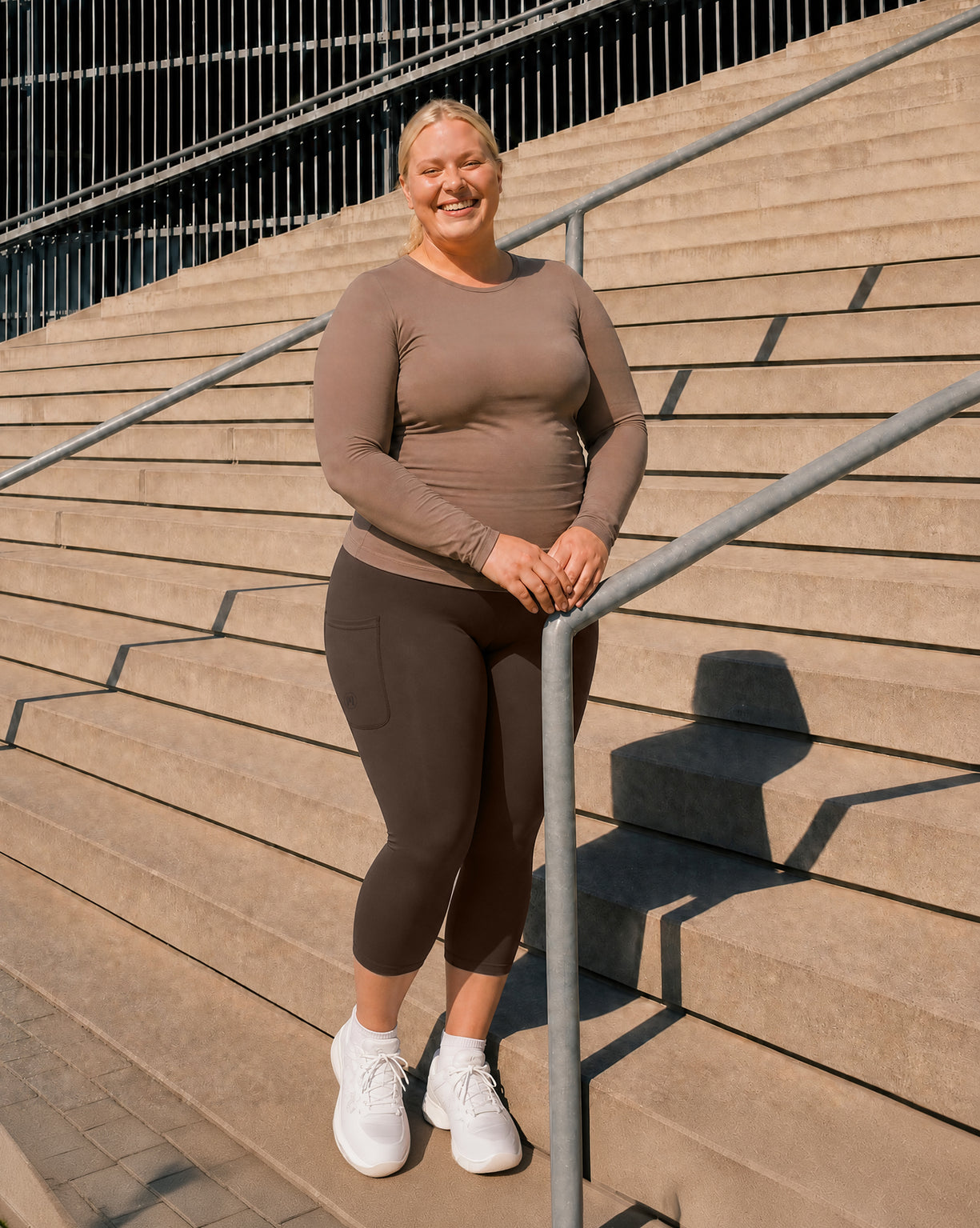 Model 5'5" | Size XL