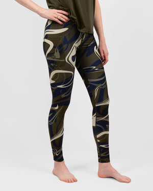 Model 5'9" | Size XS