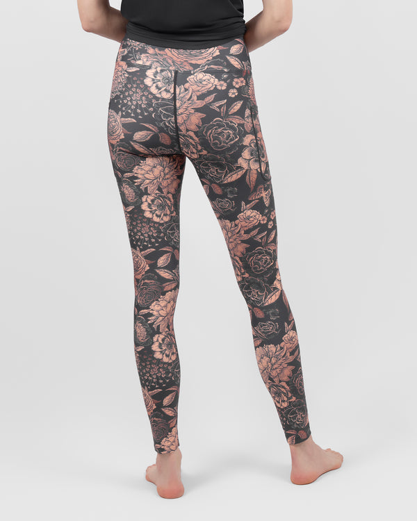 Model 5'9" | Size XS