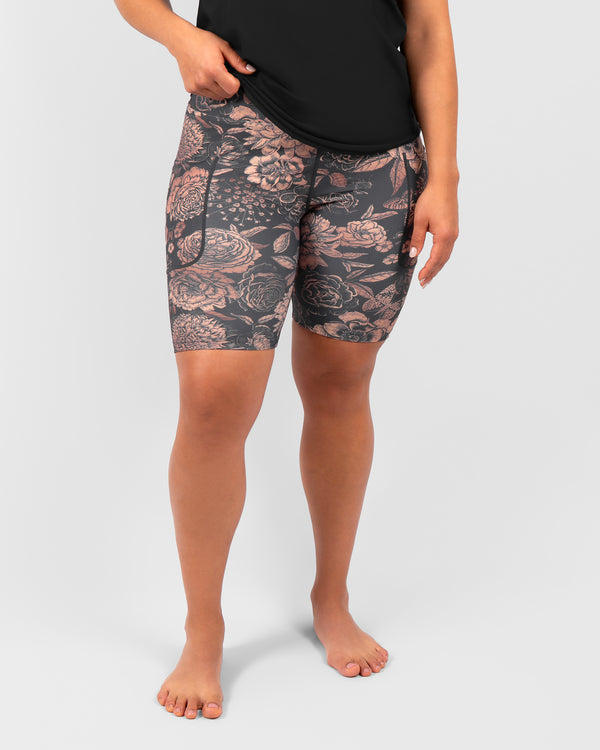 Model 5'4" | Size S