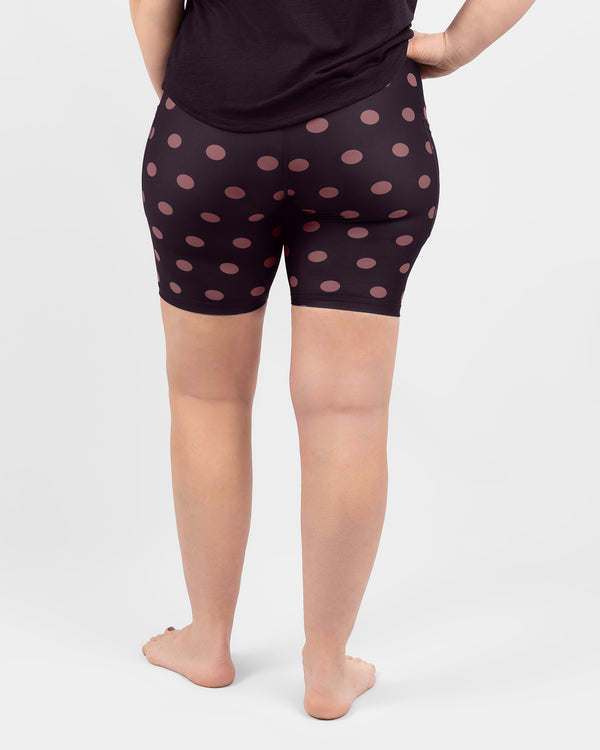 Model 5'9" | Size M