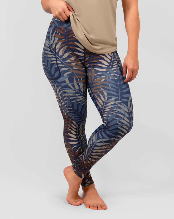 Model 5'4" | Size S