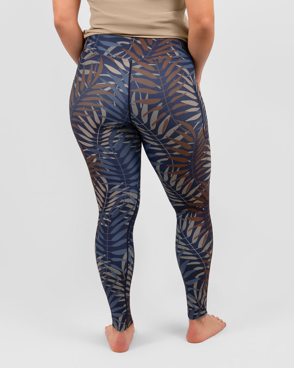 Model 5'4" | Size S