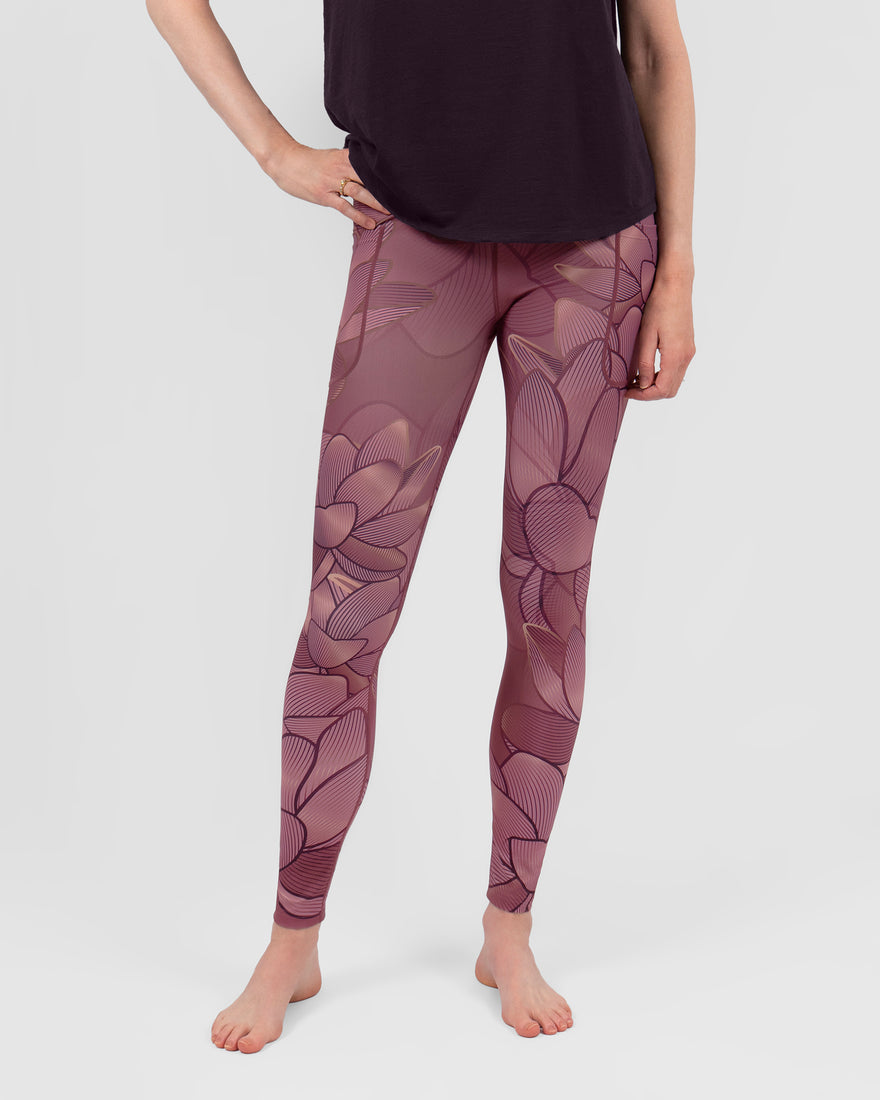 Model 5'9" | Size XS