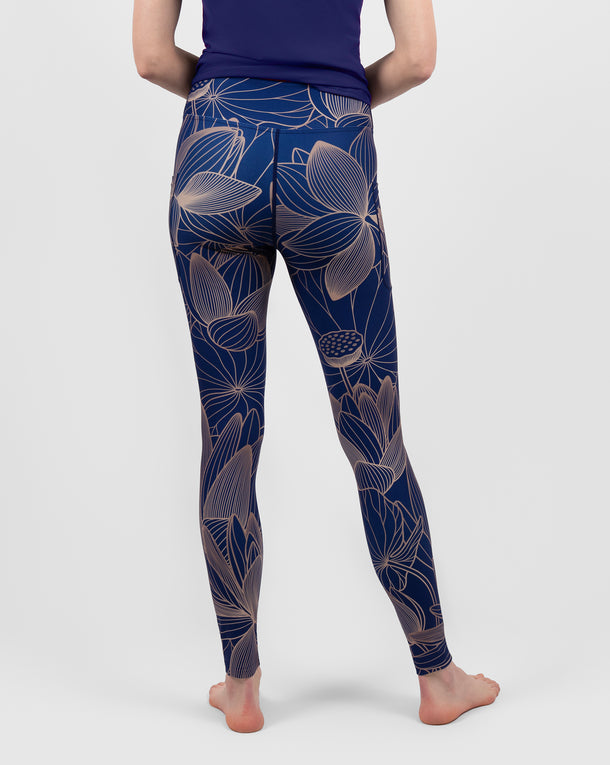 Model 5'9" | Size XS