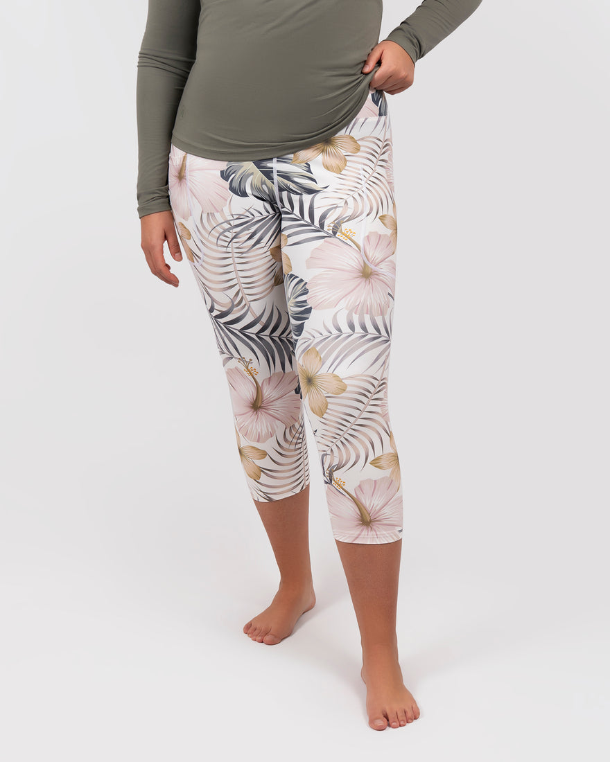Model 5'5" | Size M
