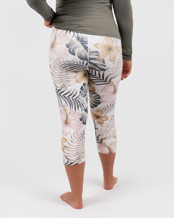 Model 5'5" | Size M