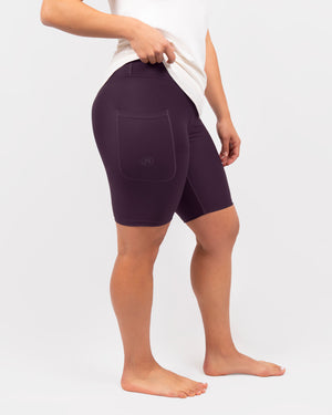 Model 5'4" | Size S 