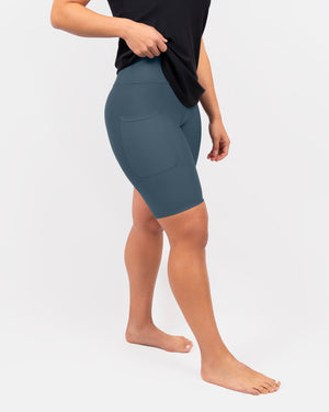 Model 5'4" | Size S