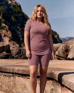 Model 5'5" | Size LS