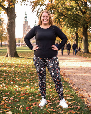 Model 5'5" | Size XL