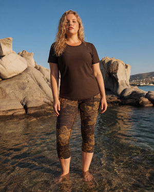 Model 5'5" | Size L