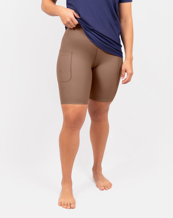 Model 5'4" | Size S 